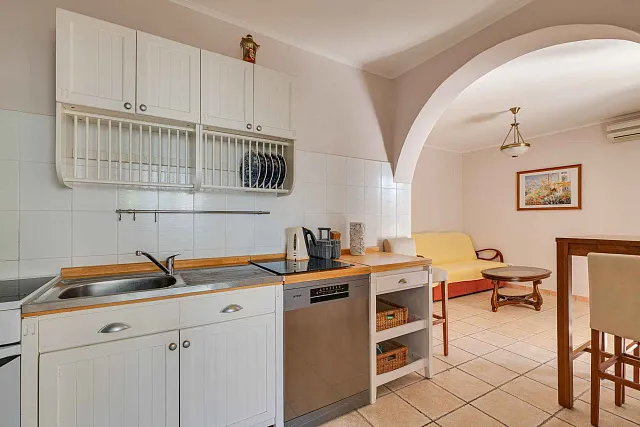 Villa with 3 Separate Apartments – Ideal Investment Opportunity for a Mini-Hotel — photo 44